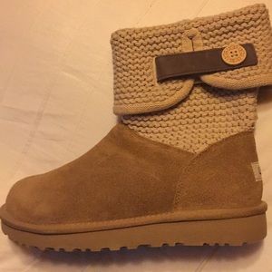 Ugg boots never worn